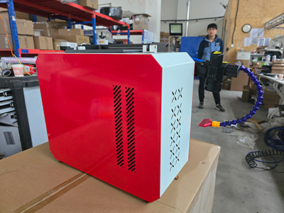 ما هي المواد والأسطح التي يمكن تنظيفها باستخدام أجهزة التنظيف بالليزر؟(1)